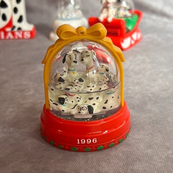 Disney 101 Dalmatians Snow Globe Set Of 4 Ornaments McDonalds Figurines READ - Picture 2 of 16